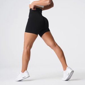 NVGTN Solid Seamless Shorts